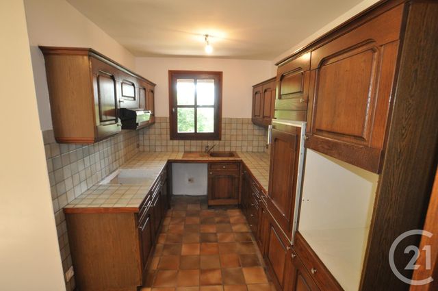 maison à louer - 7 pièces - 192.0 m2 - PONT DE SALARS - 12 - MIDI-PYRENEES - Century 21 Foch Immobilier