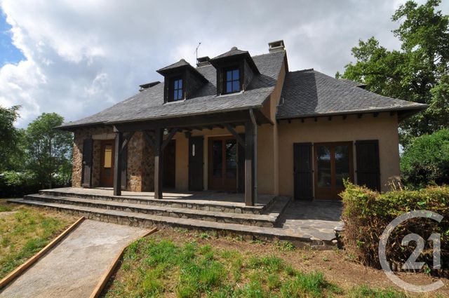 maison à louer - 7 pièces - 192.0 m2 - PONT DE SALARS - 12 - MIDI-PYRENEES - Century 21 Foch Immobilier