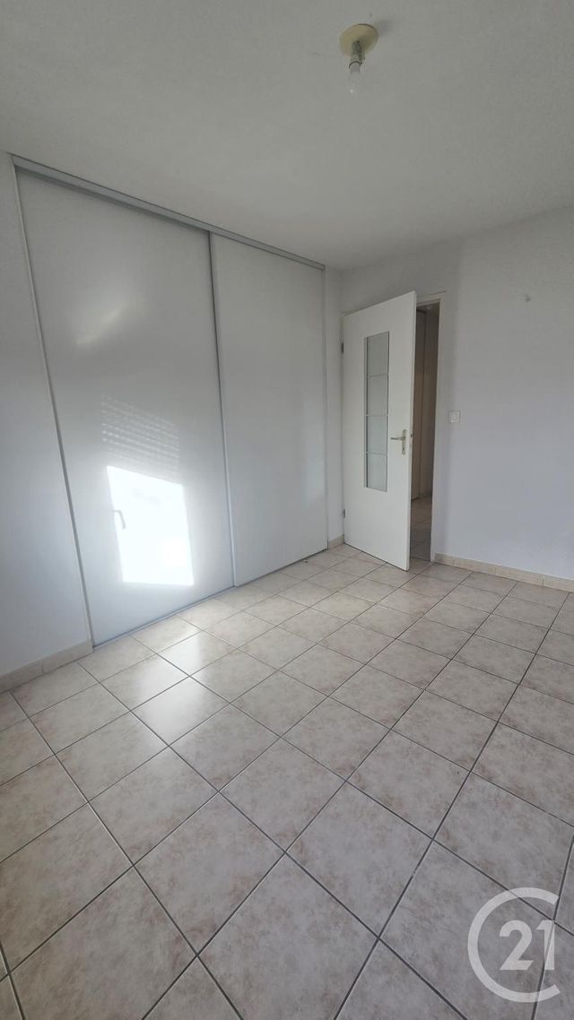 Appartement F2 à louer - 2 pièces - 45.36 m2 - RODEZ - 12 - MIDI-PYRENEES - Century 21 Foch Immobilier