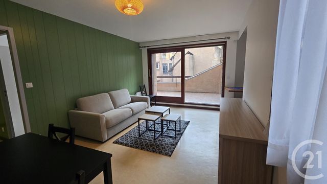 Appartement T2 à louer - 2 pièces - 41.27 m2 - RODEZ - 12 - MIDI-PYRENEES - Century 21 Foch Immobilier