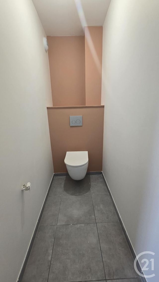 Appartement F2 à louer - 2 pièces - 43.65 m2 - FLAVIN - 12 - MIDI-PYRENEES - Century 21 Foch Immobilier