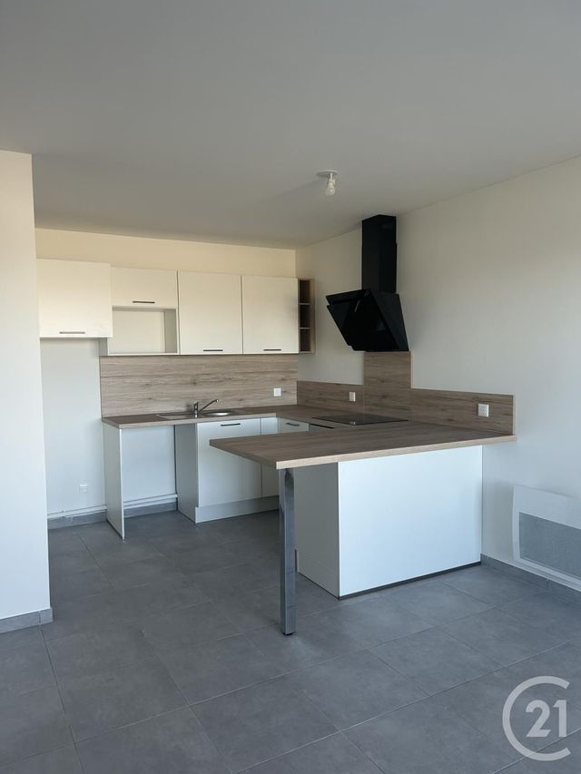 Appartement F2 à louer - 2 pièces - 43.65 m2 - FLAVIN - 12 - MIDI-PYRENEES - Century 21 Foch Immobilier