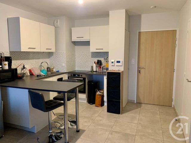 Appartement T2 à louer - 2 pièces - 35.16 m2 - ONET LE CHATEAU - 12 - MIDI-PYRENEES - Century 21 Foch Immobilier