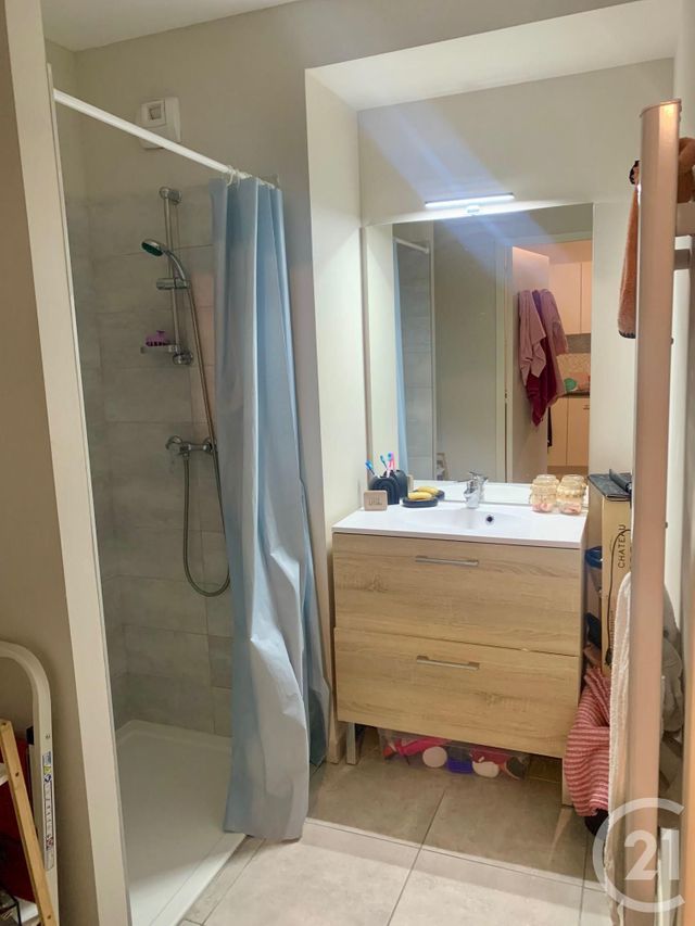 Appartement T2 à louer - 2 pièces - 35.16 m2 - ONET LE CHATEAU - 12 - MIDI-PYRENEES - Century 21 Foch Immobilier