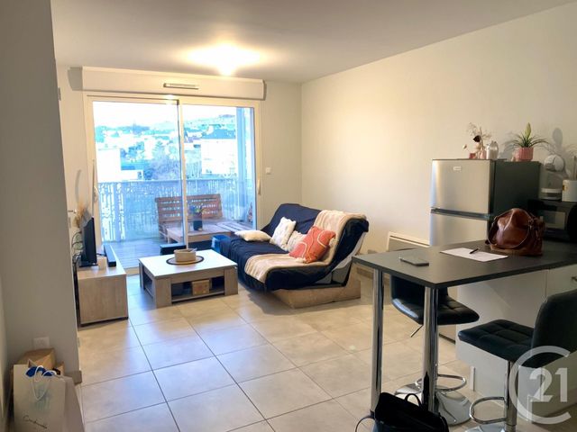 Appartement T2 à louer - 2 pièces - 35.16 m2 - ONET LE CHATEAU - 12 - MIDI-PYRENEES - Century 21 Foch Immobilier