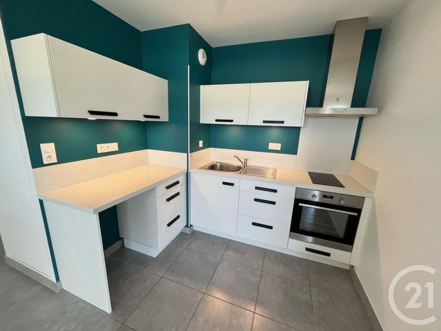 Appartement F2 à louer - 2 pièces - 42.2 m2 - ONET LE CHATEAU - 12 - MIDI-PYRENEES - Century 21 Foch Immobilier