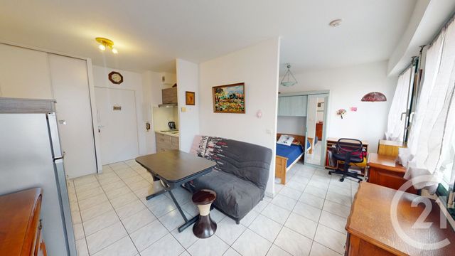 Appartement Studio à vendre - 1 pièce - 27.09 m2 - RODEZ - 12 - MIDI-PYRENEES - Century 21 Foch Immobilier