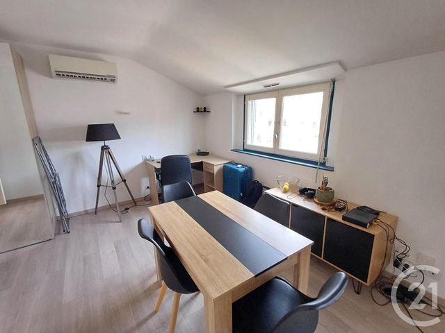 Appartement T2 à louer - 2 pièces - 45.0 m2 - RODEZ - 12 - MIDI-PYRENEES - Century 21 Foch Immobilier