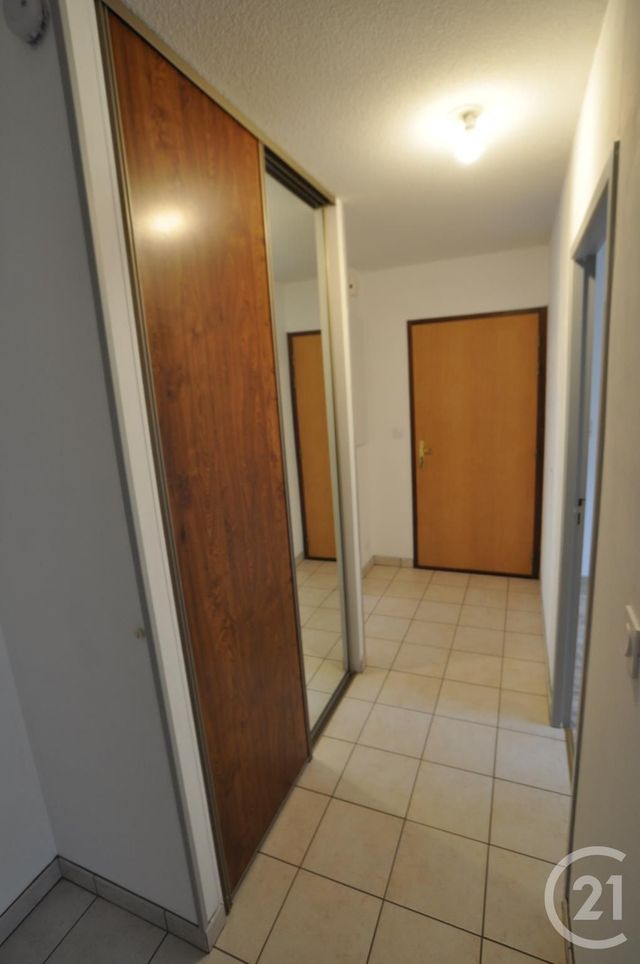 Appartement F3 à louer - 3 pièces - 67.3 m2 - OLEMPS - 12 - MIDI-PYRENEES - Century 21 Foch Immobilier