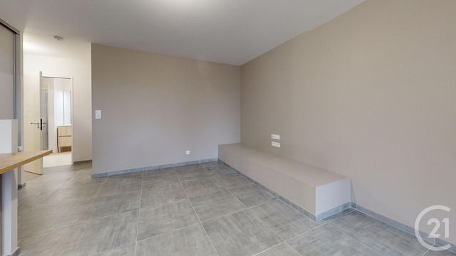 Appartement F2 à louer - 2 pièces - 43.17 m2 - RODEZ - 12 - MIDI-PYRENEES - Century 21 Foch Immobilier
