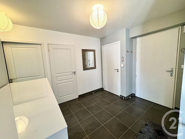 Appartement T3 à louer - 3 pièces - 63.73 m2 - ONET LE CHATEAU - 12 - MIDI-PYRENEES - Century 21 Foch Immobilier