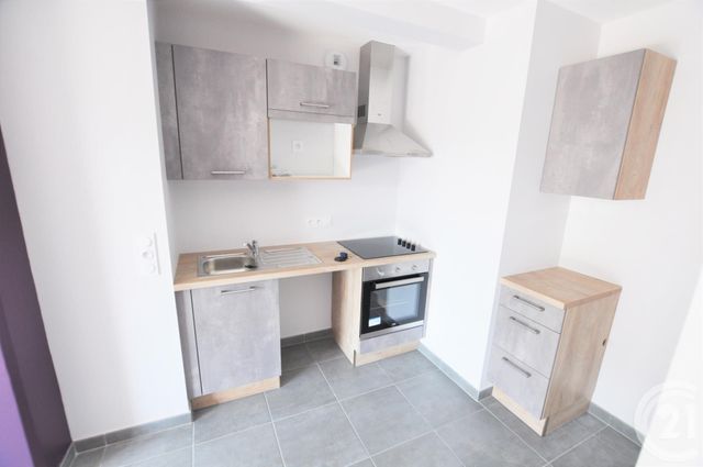 Appartement F2 à louer - 2 pièces - 46.4 m2 - LUC LA PRIMAUBE - 12 - MIDI-PYRENEES - Century 21 Foch Immobilier