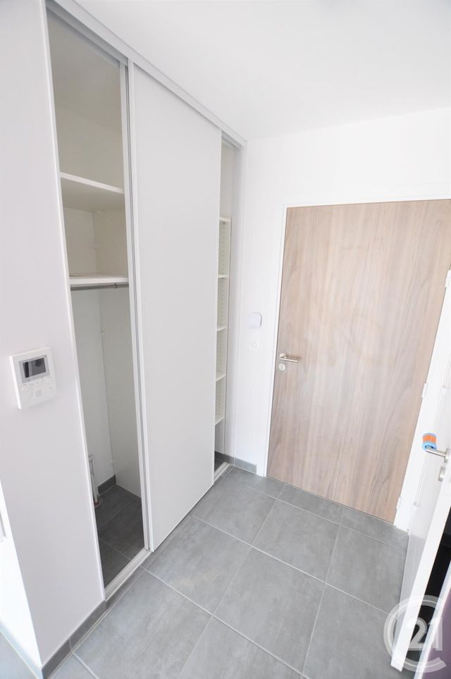 Appartement F2 à louer - 2 pièces - 46.4 m2 - LUC LA PRIMAUBE - 12 - MIDI-PYRENEES - Century 21 Foch Immobilier