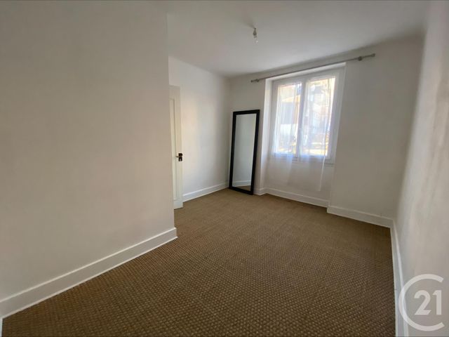 Appartement T4 à louer - 4 pièces - 88.0 m2 - RODEZ - 12 - MIDI-PYRENEES - Century 21 Foch Immobilier