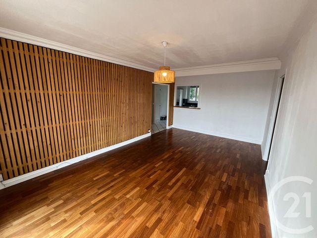 Appartement T4 à louer - 4 pièces - 88.0 m2 - RODEZ - 12 - MIDI-PYRENEES - Century 21 Foch Immobilier