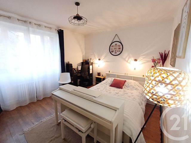 Appartement T3 à vendre - 3 pièces - 81.24 m2 - RODEZ - 12 - MIDI-PYRENEES - Century 21 Foch Immobilier