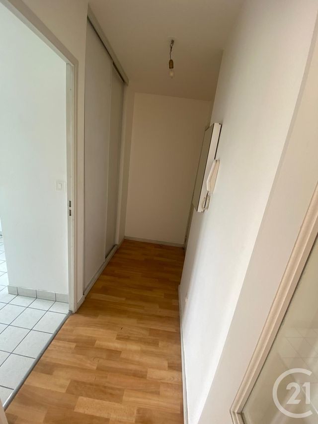 Appartement F2 à louer - 2 pièces - 42.26 m2 - RODEZ - 12 - MIDI-PYRENEES - Century 21 Foch Immobilier