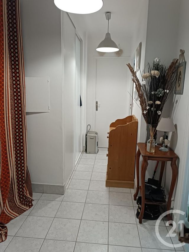 Appartement F2 à louer - 2 pièces - 43.89 m2 - RODEZ - 12 - MIDI-PYRENEES - Century 21 Foch Immobilier