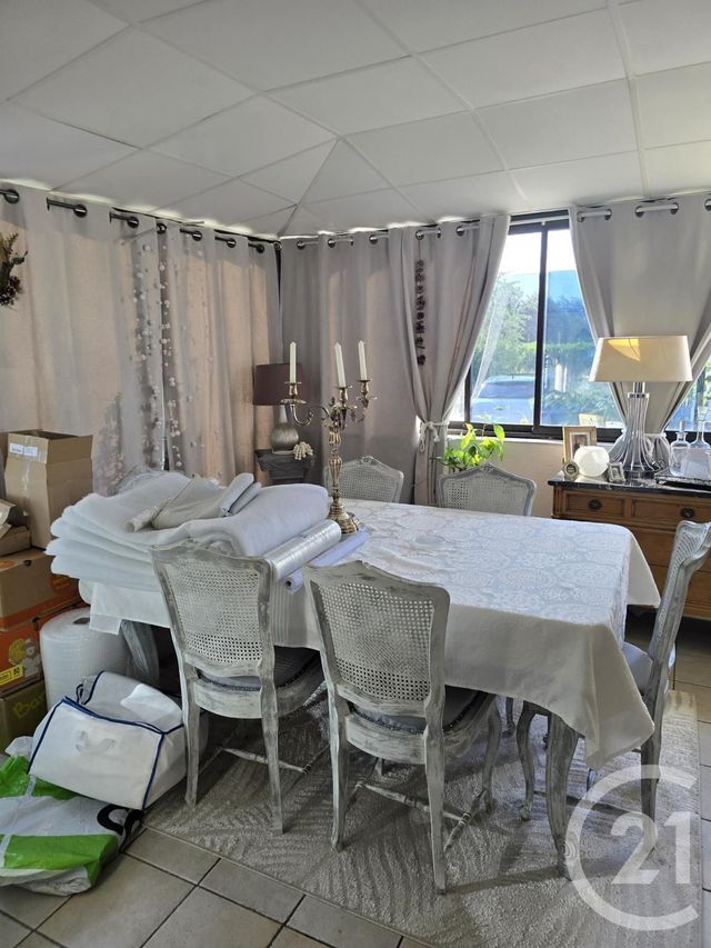 Appartement F2 à louer - 2 pièces - 62.5 m2 - RODEZ - 12 - MIDI-PYRENEES - Century 21 Foch Immobilier