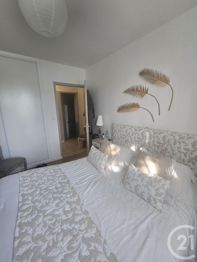 Appartement F2 à louer - 2 pièces - 62.5 m2 - RODEZ - 12 - MIDI-PYRENEES - Century 21 Foch Immobilier