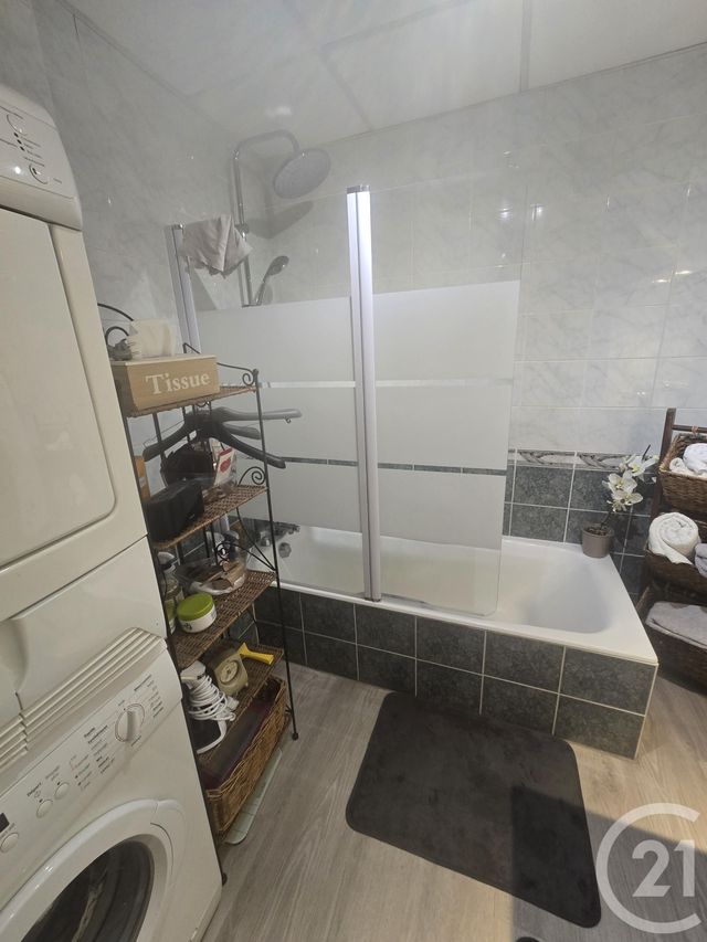 Appartement F2 à louer - 2 pièces - 62.5 m2 - RODEZ - 12 - MIDI-PYRENEES - Century 21 Foch Immobilier