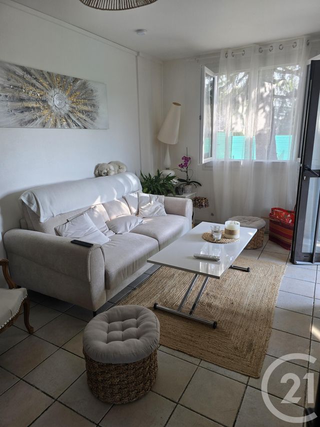 Appartement F2 à louer - 2 pièces - 62.5 m2 - RODEZ - 12 - MIDI-PYRENEES - Century 21 Foch Immobilier