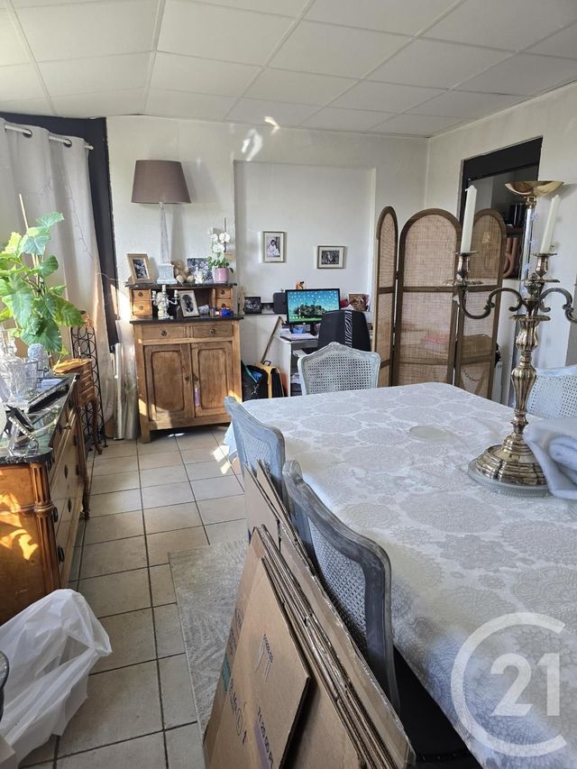 Appartement F2 à louer - 2 pièces - 62.5 m2 - RODEZ - 12 - MIDI-PYRENEES - Century 21 Foch Immobilier