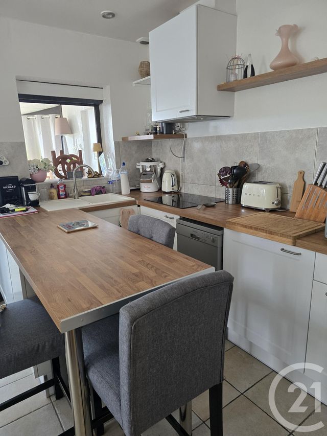 Appartement F2 à louer - 2 pièces - 62.5 m2 - RODEZ - 12 - MIDI-PYRENEES - Century 21 Foch Immobilier