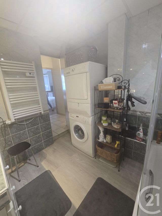 Appartement F2 à louer - 2 pièces - 62.5 m2 - RODEZ - 12 - MIDI-PYRENEES - Century 21 Foch Immobilier