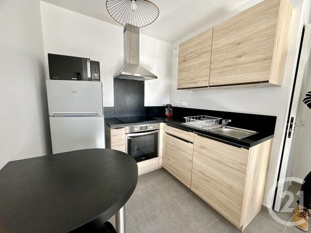 Appartement T2 à louer - 2 pièces - 47.56 m2 - ONET LE CHATEAU - 12 - MIDI-PYRENEES - Century 21 Foch Immobilier