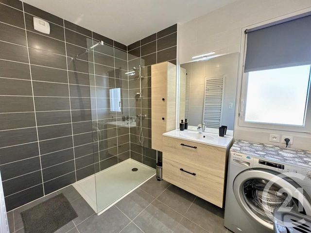 Appartement T2 à louer - 2 pièces - 47.56 m2 - ONET LE CHATEAU - 12 - MIDI-PYRENEES - Century 21 Foch Immobilier