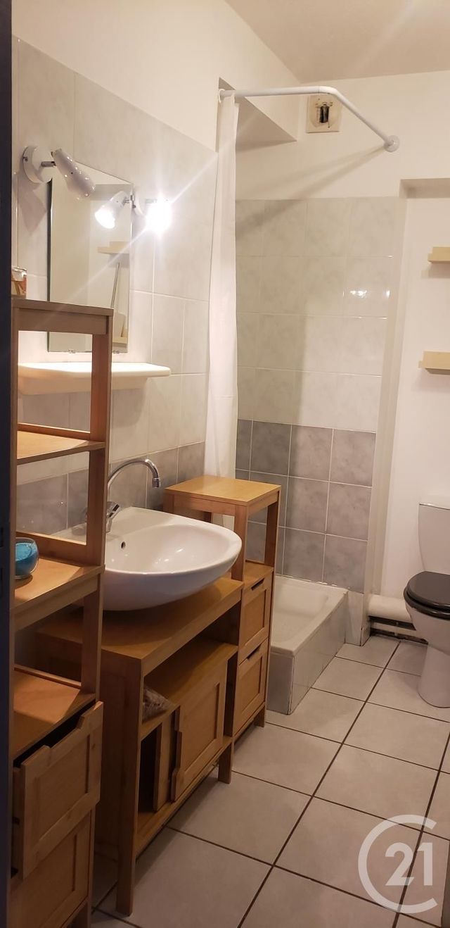 Appartement à louer - 2 pièces - 36.66 m2 - RODEZ - 12 - MIDI-PYRENEES - Century 21 Foch Immobilier
