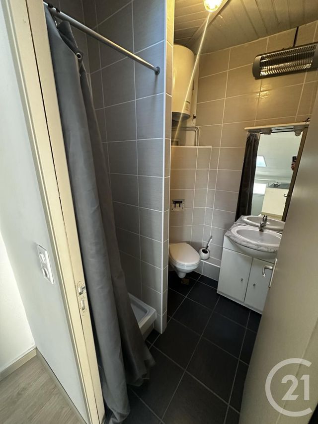 Appartement F1 à louer - 1 pièce - 18.46 m2 - RODEZ - 12 - MIDI-PYRENEES - Century 21 Foch Immobilier