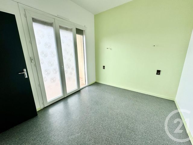 Appartement T2 à louer - 2 pièces - 41.29 m2 - BARAQUEVILLE - 12 - MIDI-PYRENEES - Century 21 Foch Immobilier