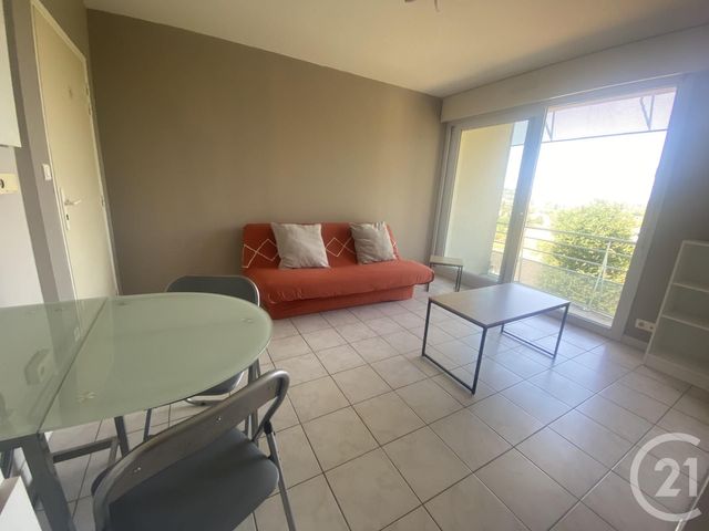 Appartement Studio à louer - 1 pièce - 22.0 m2 - RODEZ - 12 - MIDI-PYRENEES - Century 21 Foch Immobilier