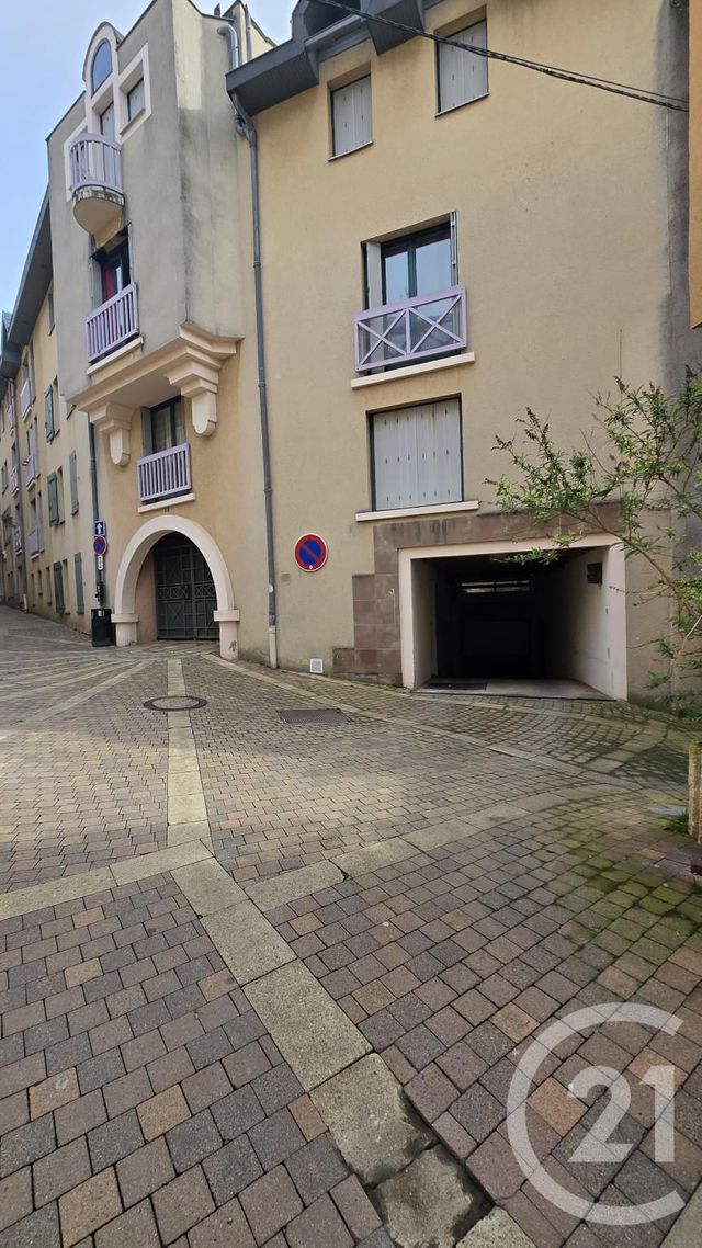 parking à louer - 14.0 m2 - RODEZ - 12 - MIDI-PYRENEES - Century 21 Foch Immobilier