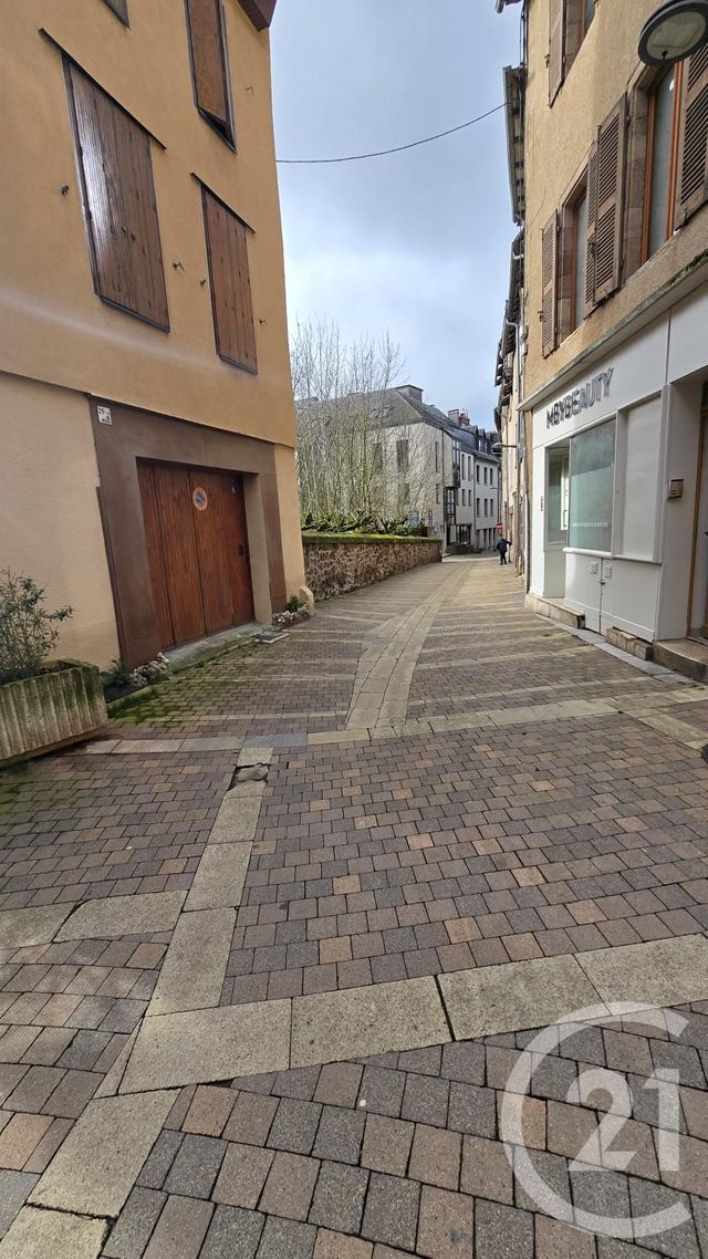 parking à louer - 14.0 m2 - RODEZ - 12 - MIDI-PYRENEES - Century 21 Foch Immobilier