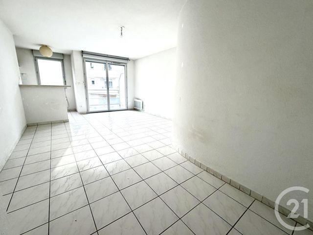 Appartement F2 à louer - 2 pièces - 45.36 m2 - RODEZ - 12 - MIDI-PYRENEES - Century 21 Foch Immobilier