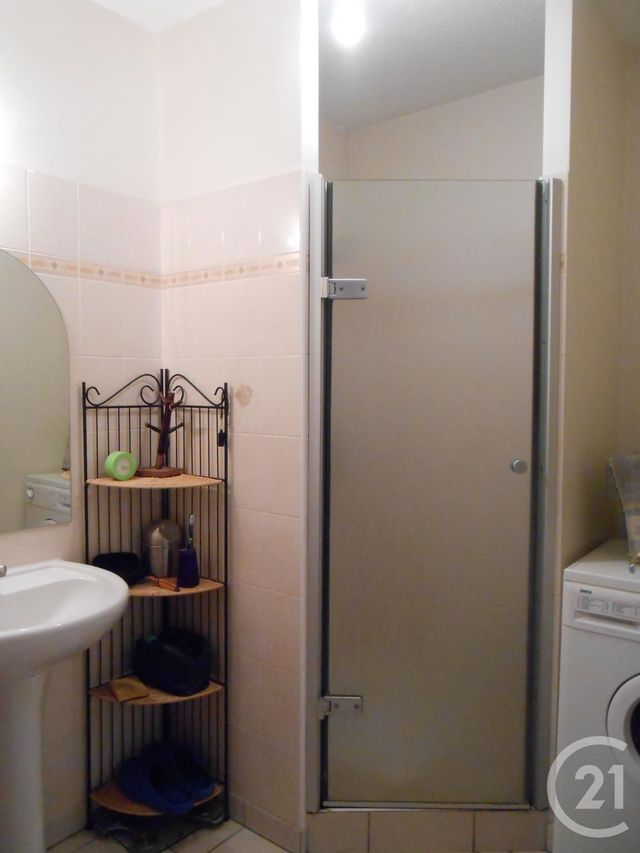 Appartement T2 à louer - 2 pièces - 51.0 m2 - RODEZ - 12 - MIDI-PYRENEES - Century 21 Foch Immobilier