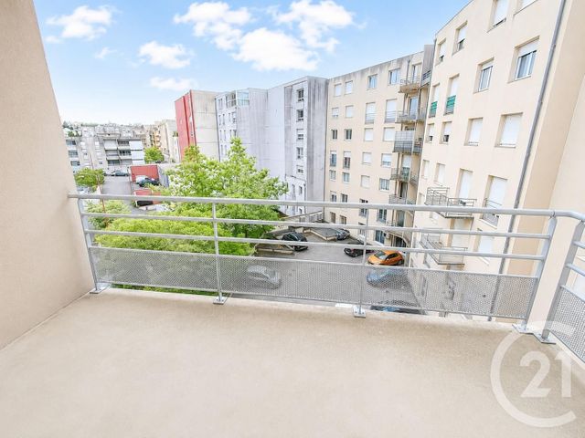 Appartement T3 à vendre - 3 pièces - 72.35 m2 - RODEZ - 12 - MIDI-PYRENEES - Century 21 Foch Immobilier