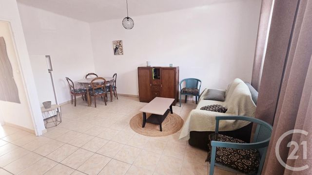 Appartement T2 à louer - 2 pièces - 42.72 m2 - RODEZ - 12 - MIDI-PYRENEES - Century 21 Foch Immobilier