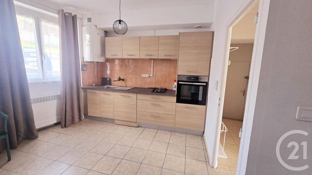 Appartement T2 à louer - 2 pièces - 42.72 m2 - RODEZ - 12 - MIDI-PYRENEES - Century 21 Foch Immobilier