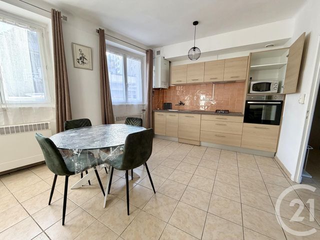 Appartement T2 à louer - 2 pièces - 42.72 m2 - RODEZ - 12 - MIDI-PYRENEES - Century 21 Foch Immobilier