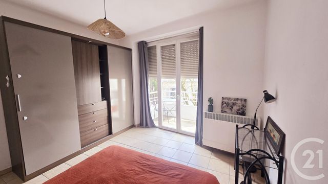 Appartement T2 à louer - 2 pièces - 42.72 m2 - RODEZ - 12 - MIDI-PYRENEES - Century 21 Foch Immobilier