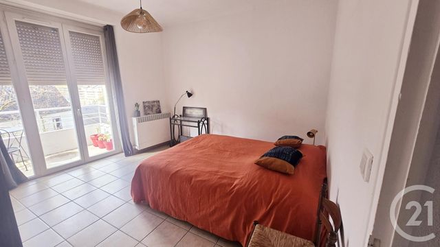 Appartement T2 à louer - 2 pièces - 42.72 m2 - RODEZ - 12 - MIDI-PYRENEES - Century 21 Foch Immobilier