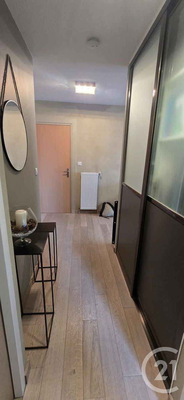 Appartement F3 à louer - 3 pièces - 70.3 m2 - SEBAZAC CONCOURES - 12 - MIDI-PYRENEES - Century 21 Foch Immobilier