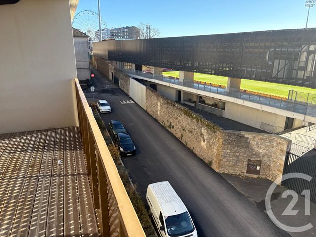 Appartement T3 à louer - 3 pièces - 72.83 m2 - RODEZ - 12 - MIDI-PYRENEES - Century 21 Foch Immobilier