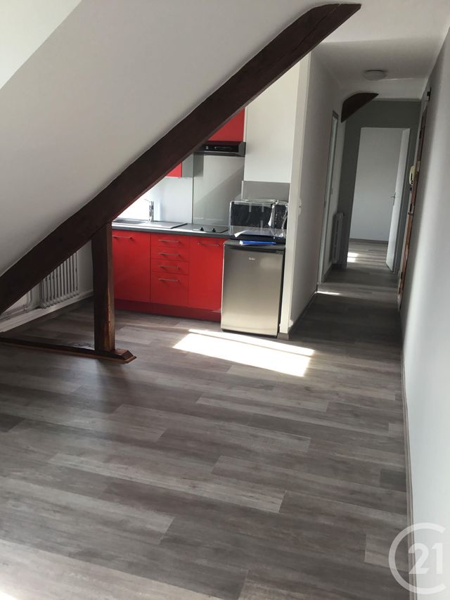 Appartement à louer - 2 pièces - 28.37 m2 - RODEZ - 12 - MIDI-PYRENEES - Century 21 Foch Immobilier