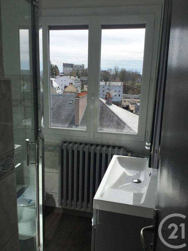 Appartement à louer - 2 pièces - 28.37 m2 - RODEZ - 12 - MIDI-PYRENEES - Century 21 Foch Immobilier
