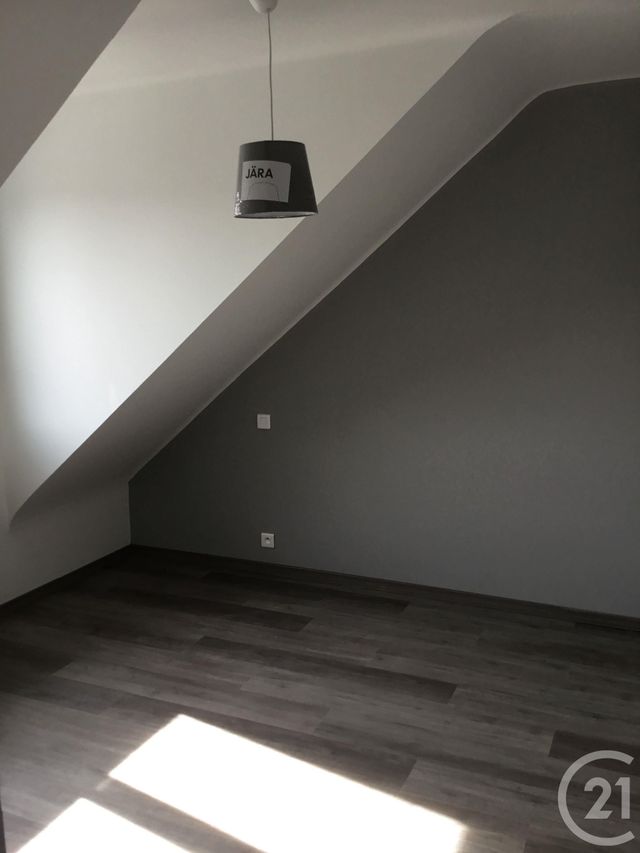 Appartement à louer - 2 pièces - 28.37 m2 - RODEZ - 12 - MIDI-PYRENEES - Century 21 Foch Immobilier